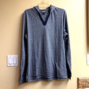 Kenneth Cole Reaction hoodie tee